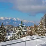 Jeanne D'arc Apt- C-19 By Interhome Apartment