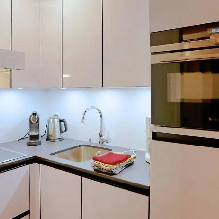 Daire Jeanne D'arc Apt- C-19 By Interhome Crans-Montana